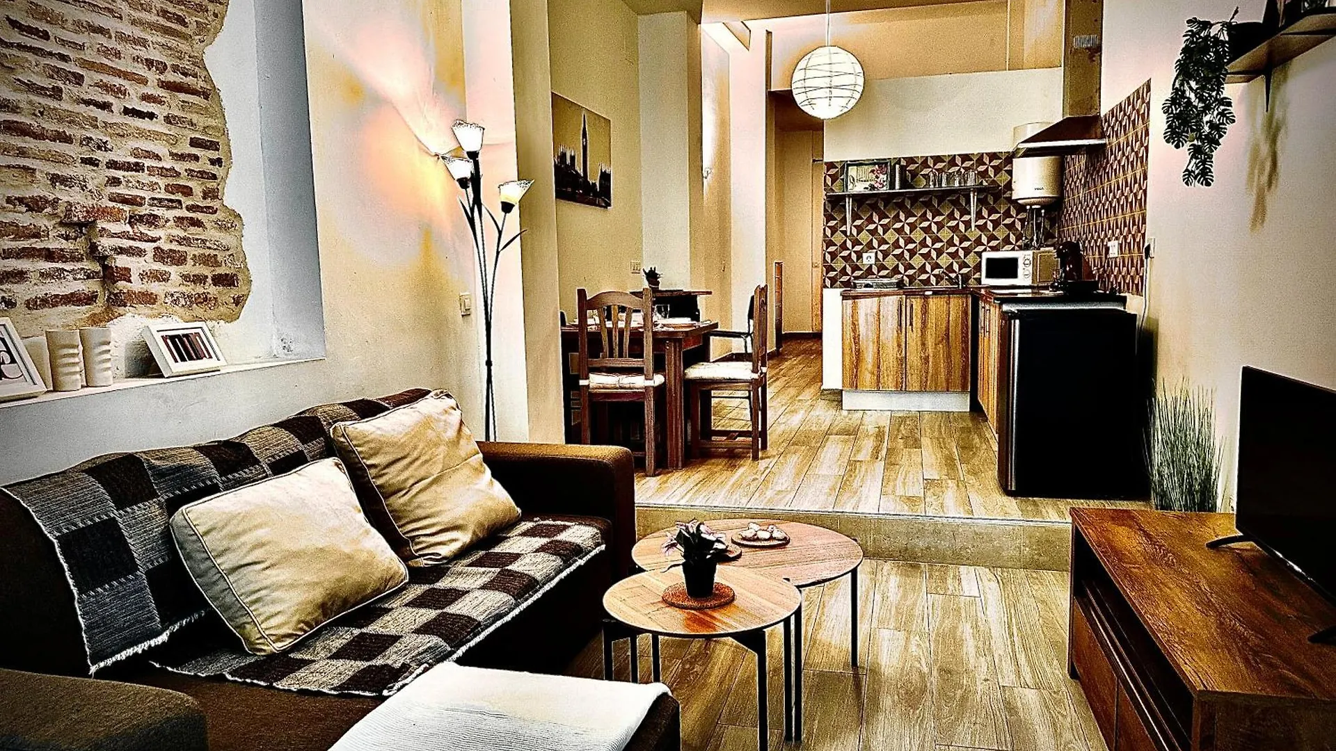Apartment Violeta Loft A With Chill Out Terrace Sevilla Spain