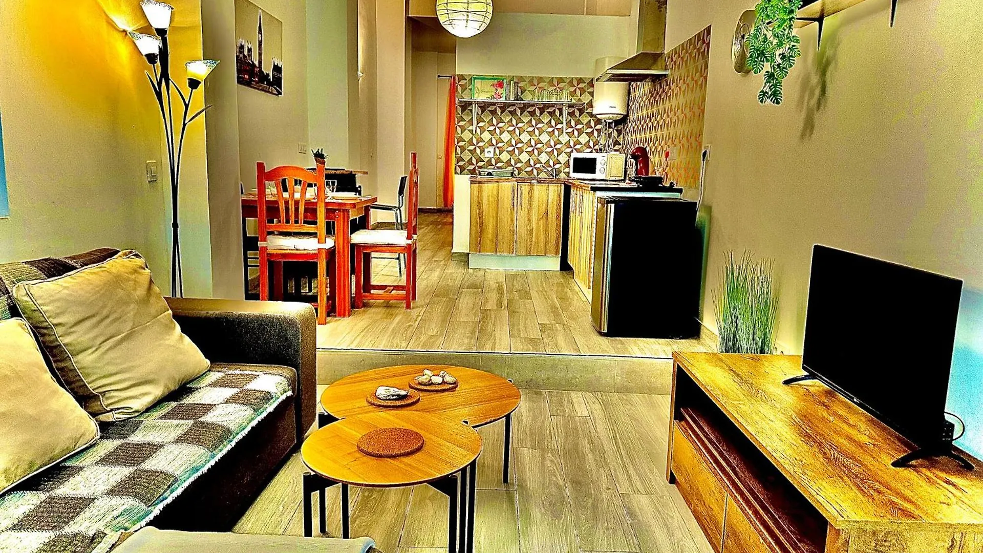 Violeta Loft A With Chill Out Terrace Sevilla Spain